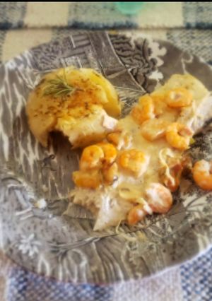 Una foto de Abadejo al horno con salsa crema de camarones