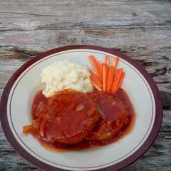 รูปของ Steak Tempe saus black pepper with mashed potato