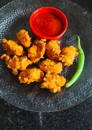 A picture of Moong dal pakoda.
