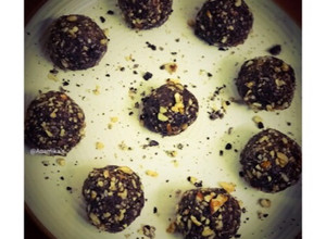 A picture of Oreo Ladoo With Nutritious Seeds: No-Ghee/Butter & No Fire Recipe.