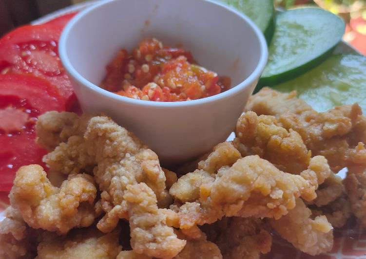 Ayam penyet