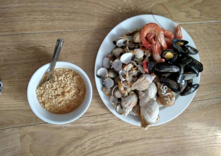 Langkah Mudah untuk Menyiapkan Kerang Rebus Medan, Menggugah Selera