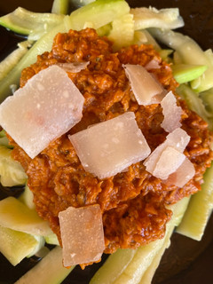 Una foto de Spaghettis de calabacín con falsa boloñesa