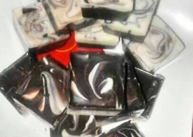 Simple Way to Make Quick Marble effect chocolate