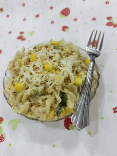 ક્રીમી ચીઝ સોસ પાસ્તા (Creamy Cheese Sauce Pasta Recipe In Gujarati) રેસીપી મુખ્ય ફોટો