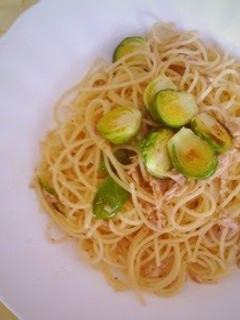A picture of Yuzu Pepper Pasta with Brussels Sprouts and Tuna.