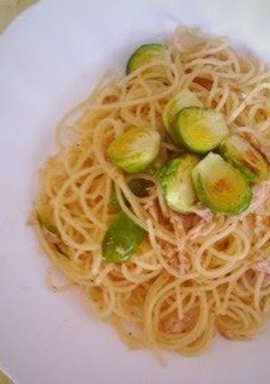 A picture of Yuzu Pepper Pasta with Brussels Sprouts and Tuna.