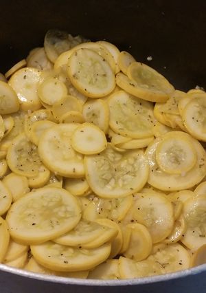 A picture of Rosemary garlic squash.