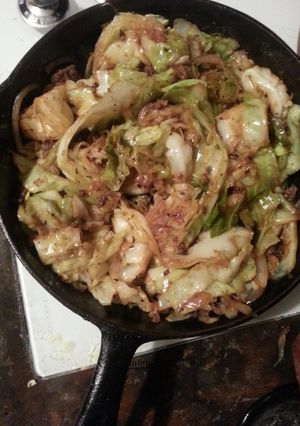 A picture of Cast iron friend cabbage.