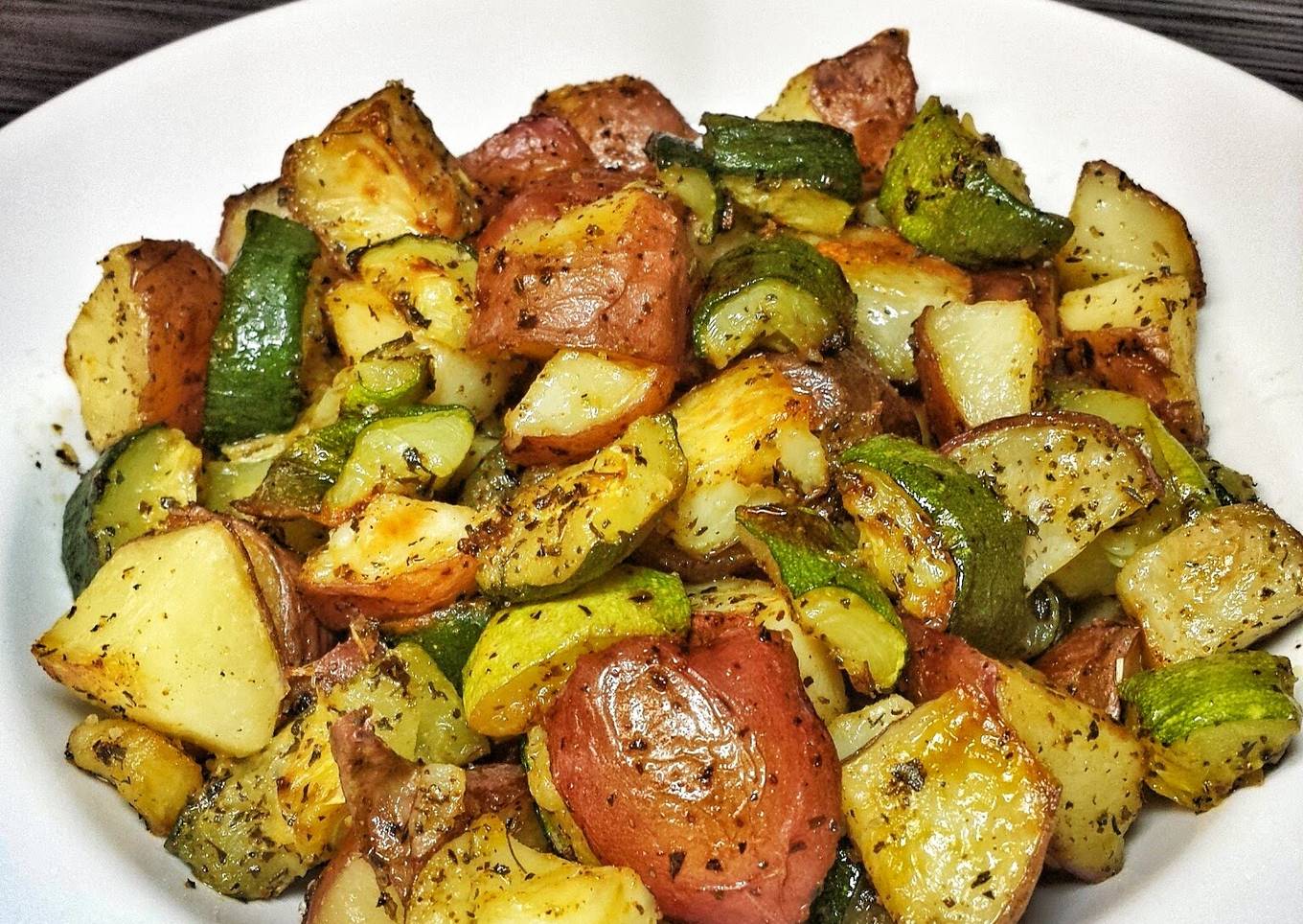 Fried zucchini and red potatoes