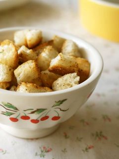 A picture of Easy Croutons in a Frying Pan.