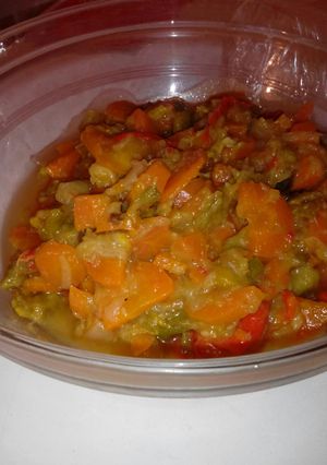 A picture of Vegetable pot (wonderfully dietetic!).