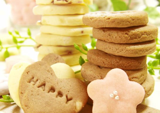 Simple Way to Make Quick Crispy Cut-Out Cookies That You Can Cut Right Away!