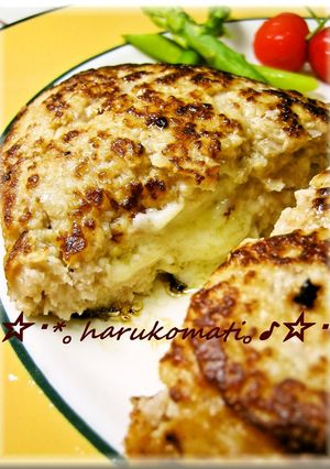 A picture of Tender Enoki Hamburger Steaks Stuffed with Cheese.