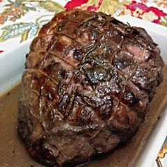 A picture of Lamb leg in red wine (30 hour sous vide).