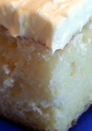 A picture of Lemon Poke Cake.