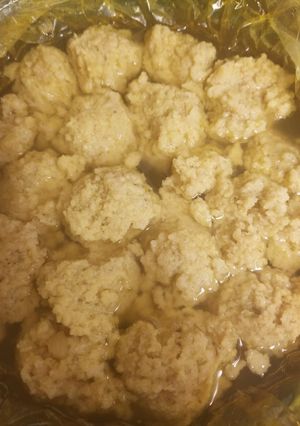 A picture of Florence's Kneidlach (Matzoh Balls).