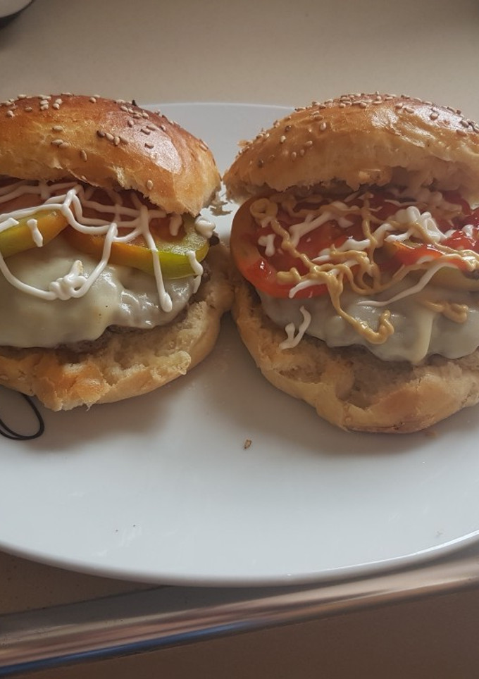 Una foto de Hamburguesa en mi plancha
