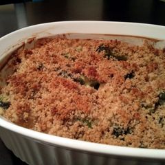 A picture of Chicken Broccoli Divan Casserole.