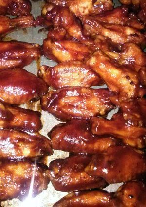 A picture of Sweet & spicy BBQ wings.