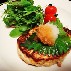 A picture of Healthy Tofu Burger.