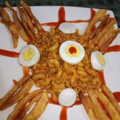 A picture of Jhaat paat pasta.
