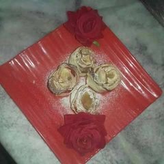 A picture of Apple rose flower.