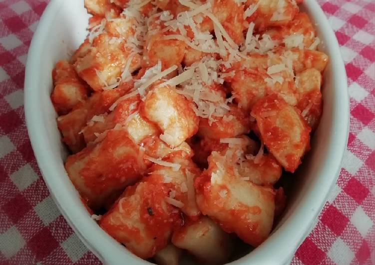 Easiest Way to Prepare Qualsiasi sera della settimana Gnocchi di ricotta al pesto