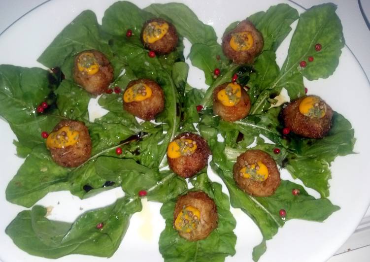 Recipe of Homemade Zucchinni flower and goat cheese balls