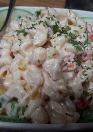 A picture of Mayo macaroni.