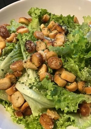 Une photo de Batavia aux croûtons,ail et parmesan sauce au melfor
