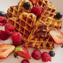 Super tasty apple waffles 🧇 A picture of Super tasty apple waffles 🧇.