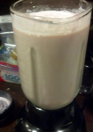 A picture of yogurt breakfast drink.