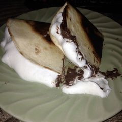 A picture of Smore Taco.