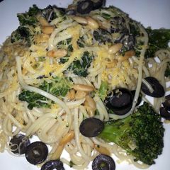 A picture of Broccoli and Pasta by Pam....