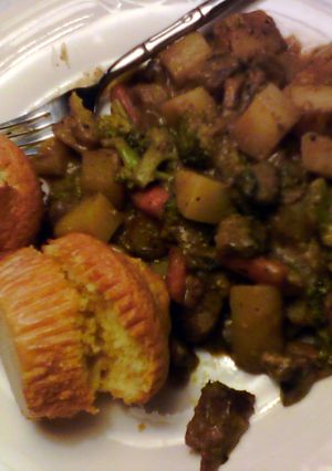 A picture of Steak and mushroom casarol.