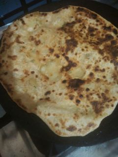आलू पराठा (Aloo Paratha recipe in Hindi) रेसिपी मुख्य फोटो