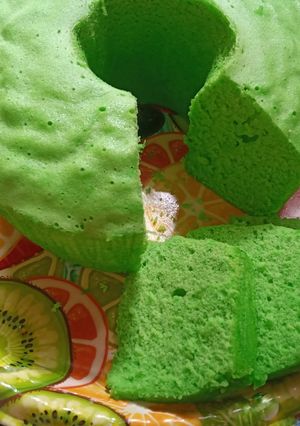 Foto resep Bolu pandan santan kukus ekonomis