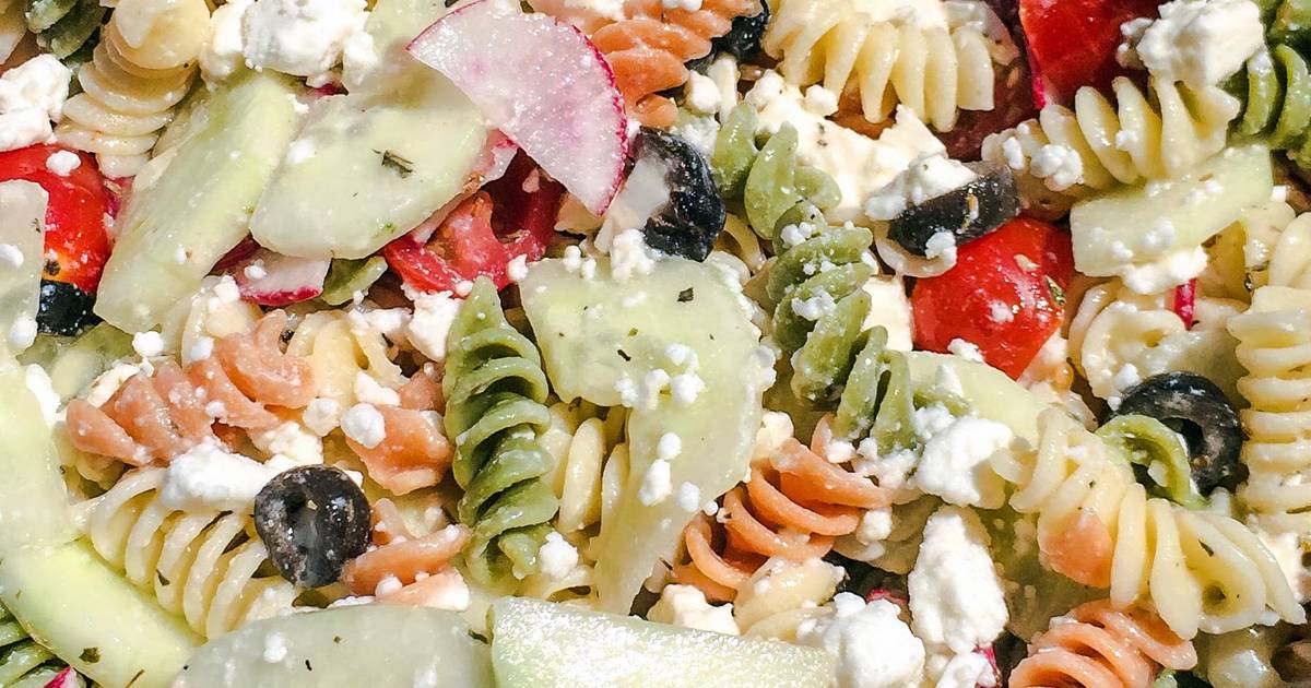 Greek Pasta Salad Recipe by Crystal - Cookpad