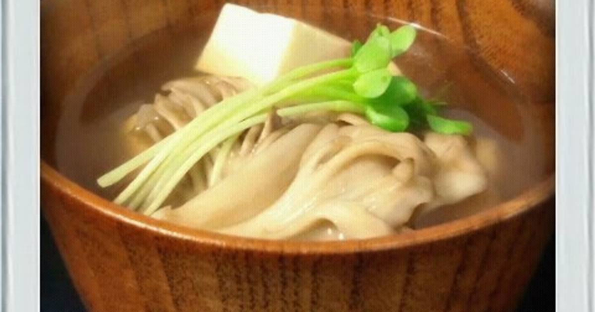 LowSugar Easy Clear Broth with Tofu and Maitake Mushrooms Recipe by cookpad.japan Cookpad
