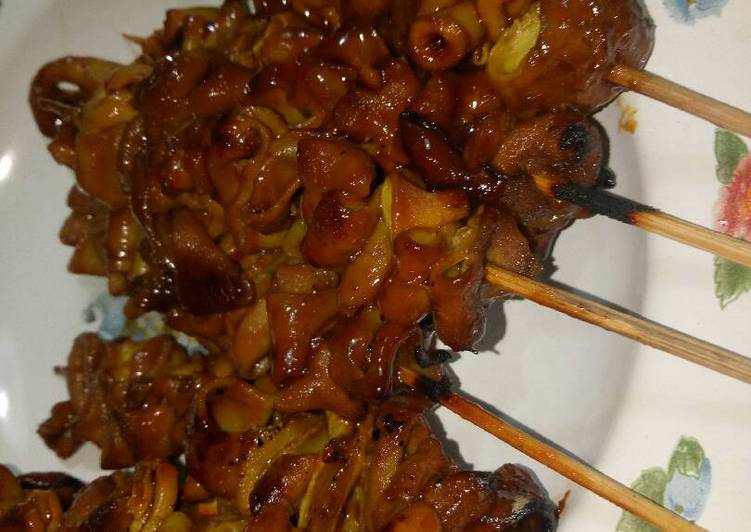 Sate usus enak banget 😁😋😋😋