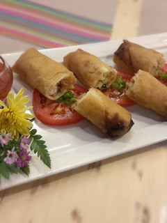 A picture of Thai Spring Rolls.
