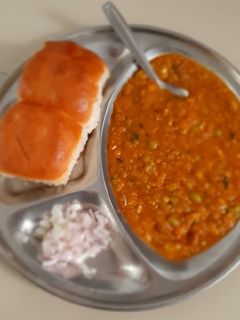 પાવભાજી (Pav Bhaji Recipe in Gujarati) રેસીપી મુખ્ય ફોટો