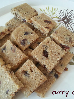 A picture of Honey Oats Munchies.
