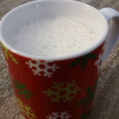 A picture of Tricia's Non-Dairy Coconut Hazelnut Steamer.