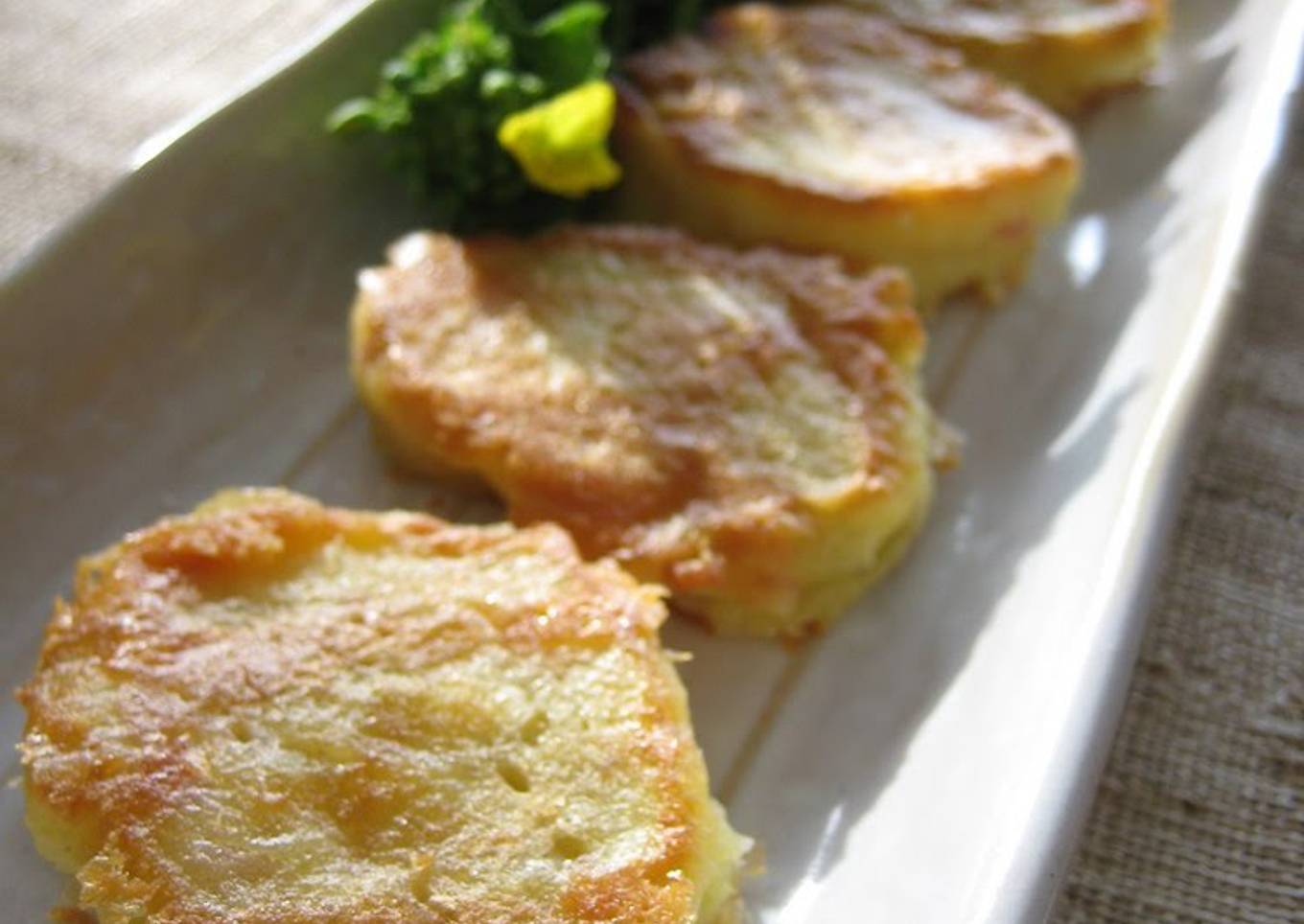 Crispy-Fried Hanpen Fishcake with Cheese