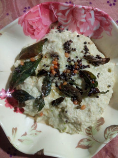 தேங்காய் கெட்டி சட்னி (Thenkaai ketti chutney recipe in tamil) செய்முறை முக்கிய புகைப்படம்