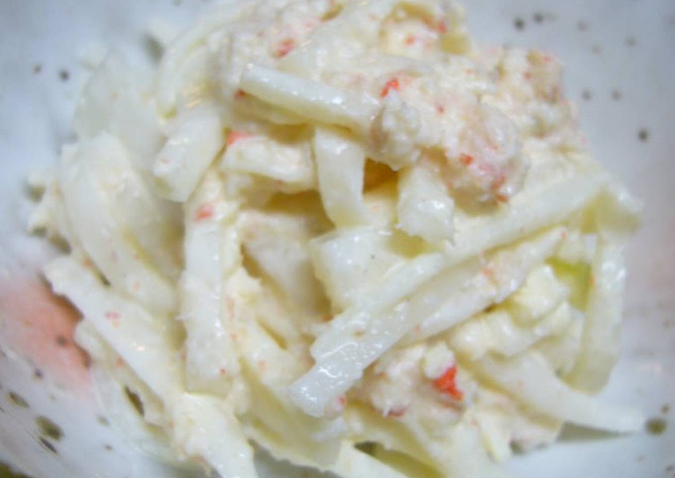 Excellent daikon radish salad with candied crabmeat