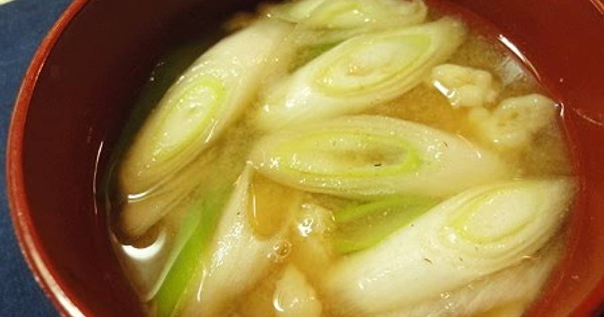 Miso Soup with Leek and Tempura Crumbs Recipe by cookpad.japan Cookpad