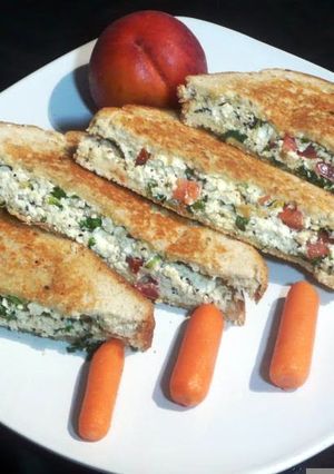A picture of Paneer Sandwich.